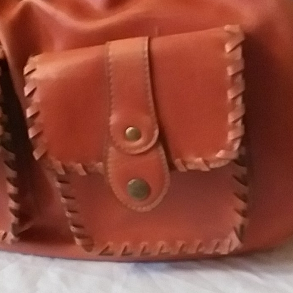 Matt and Nat vegan purse- crossbody - Picture 3 of 4